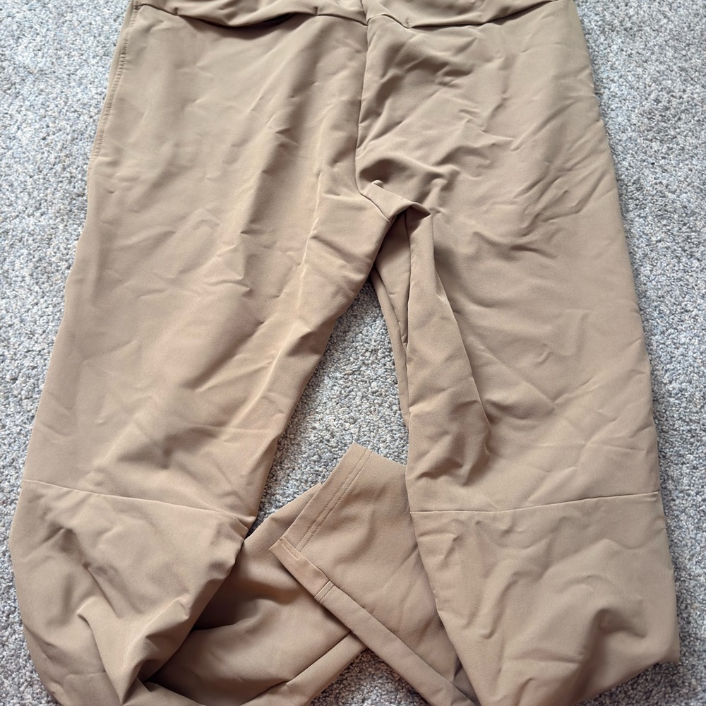 Men's UNRL Stretch fit Pants - Tan - Picture 3 of 3